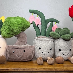 Söta växtplyschdjur: Blandade modeller