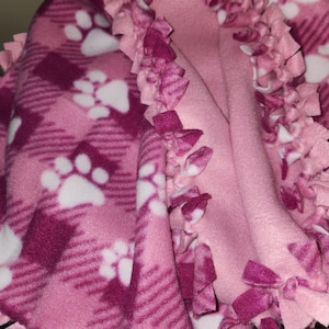 Pink Plaid Paw Pet Fleece Tie Blanket| Plush Fleece Dog Snuggle Blanket| Cozy Double Layered Fleece Pet Blanket| Warm Fleece Dog Tie Throw