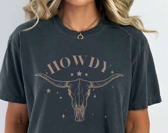 Boho Cow Skull Shirt, Howdy Tshirt, Wild West Tee, Western Graphic Tee, Longhorn Shirt, Country Shirt, Cowgirl T-Shirt, Bull Skull Shirt