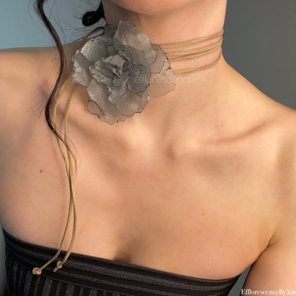 Handmade Phantom Flower Choker in Light Green