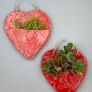 Heart-Shaped Air Plant Hanger, Elegant Wall Art for Plants, Heart Wall Hanging Decor, Plant Holder, Mother&#39;s Day Gift, Love Decor