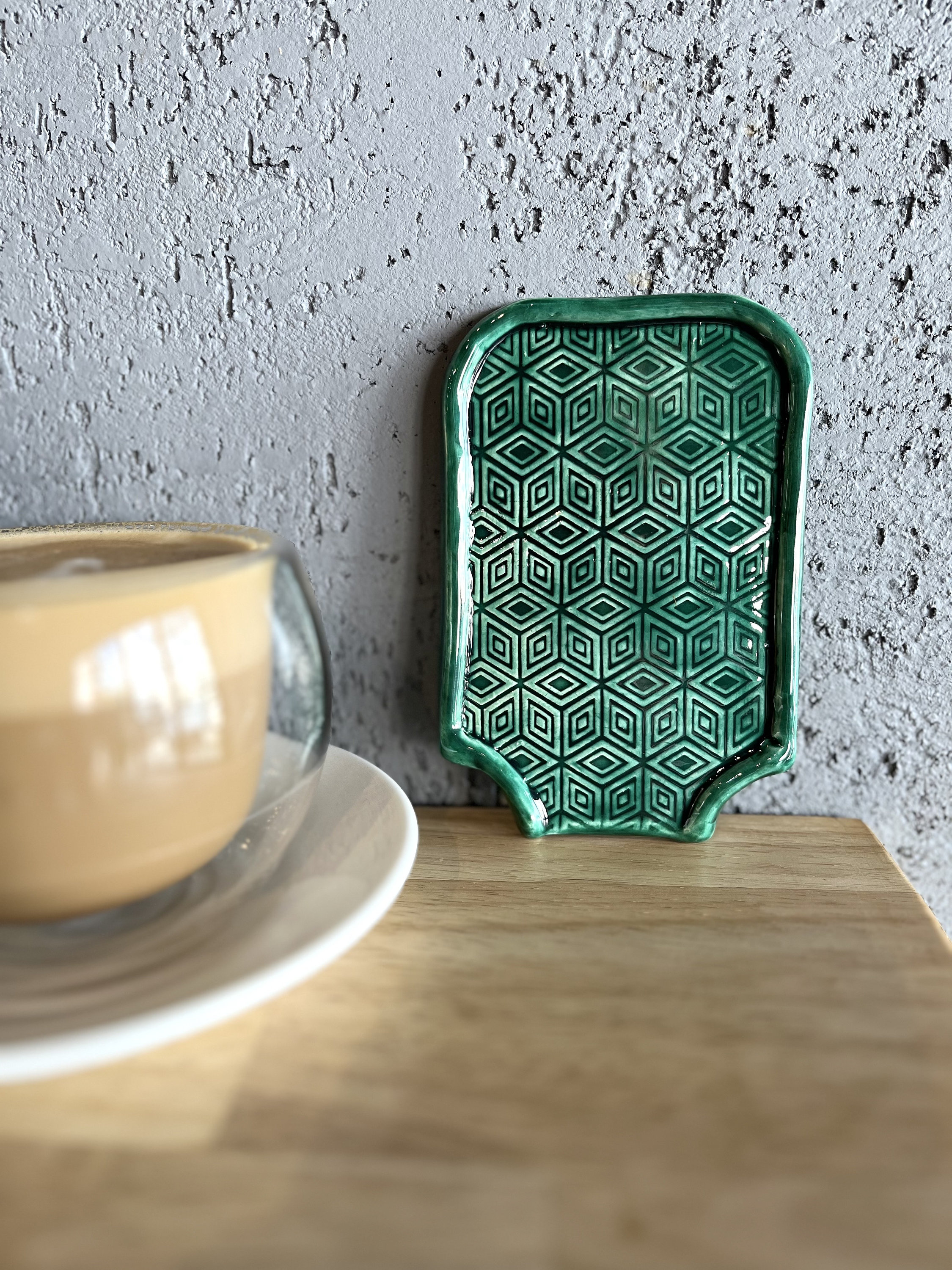 Green Ceramic Spoon Rest, Handmade Pottery Large Spoon Holder, Utensil Holder Art Deco Kitchen Decor, Foodie Gift, Father's Day Gift