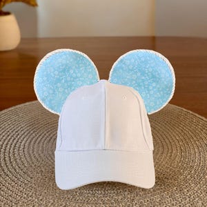 Boné de beisebol com orelhas de rato floral azul - confortável e ajustável com orelhas de Mickey para adultos