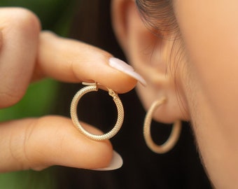 18K Solid Gold Hoop Earrings, 20mm x 2mm Everyday wear, Casual wear, Gift For Her, Birthday Gift, Anniversary Gift, Christmas Gift