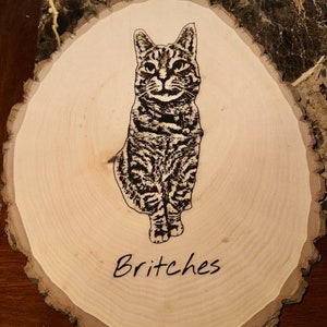 Personalized Wooden Portrait: Custom Engraved Photo on Natural Wood Slice