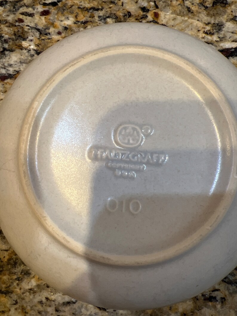 Pfaltzgraff Yorktowne Souper Salad Bowl image 3