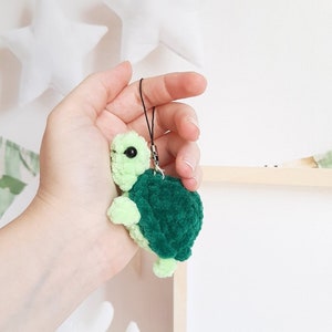 Crochet PATTERN Turtle keychain, no sew, Amigurumi tutorial PDF in English