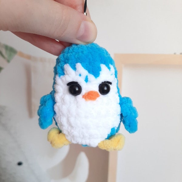 Crochet PATTERN penguin keychain, no sew, Amigurumi tutorial PDF in English, toy amigurumi handmade children's gift for the Christmas decor