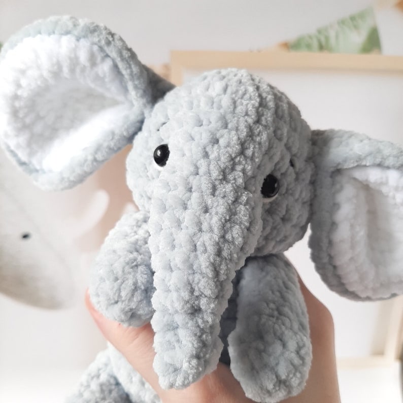 Patron au crochet éléphant, tutoriel Amigurumi PDF en anglais, cadeau enfant amigurumi fait main pour le cadeau de Noël animaux souvenir image 4