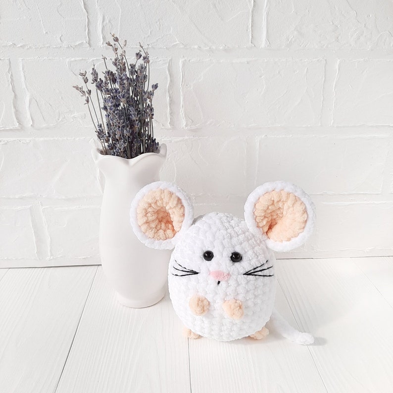 Crochet PATTERN Mouse, Amigurumi tutorial PDF in English image 3