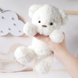 Crochet PATTERN ours, tutoriel Amigurumi PDF en anglais, cadeau amigurumi fait main pour enfants pour le cadeau de Noël animaux souvenir image 10