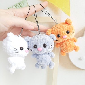 Crochet PATTERN Kitten keychain, no sew, Amigurumi tutorial PDF in English, toy amigurumi handmade children&#39;s gift for the Christmas decor