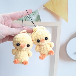 Crochet PATTERN Chick keychain, no sew, Amigurumi tutorial PDF in English, Easter Amigurumi Pattern, Easter Crochet image 5