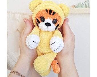 Crochet PATTERN tiger in pyjamas, Amigurumi tutorial in English