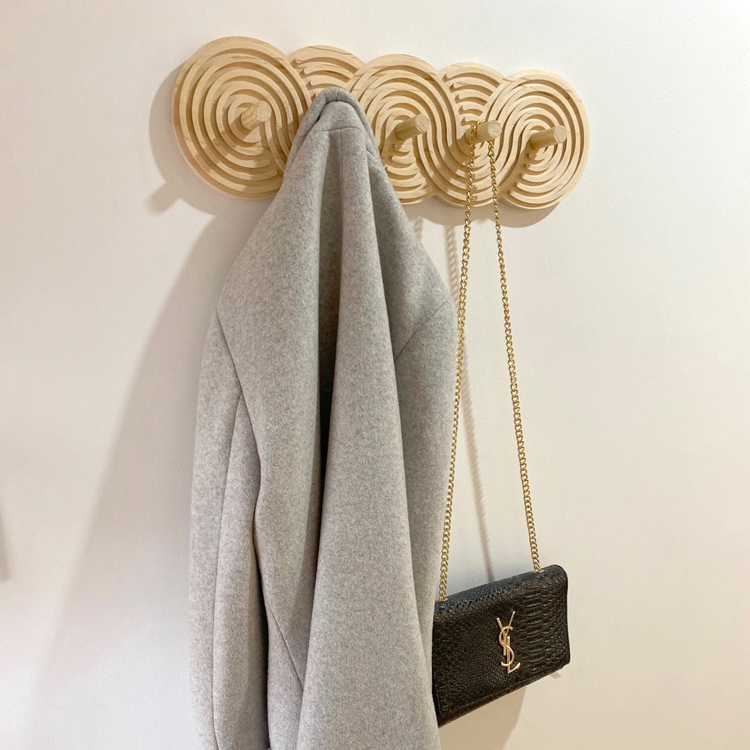 Spiral Grooved Wooden Coat Rack - Wall Mounted Entryway Organizer - Etsy UK
