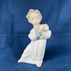 Lladro Angel Flutist
