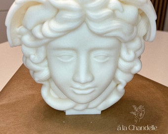 Medusa Candle