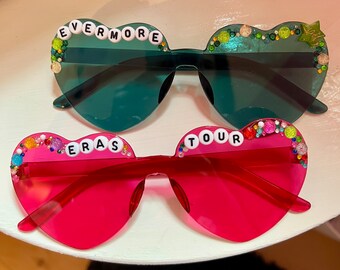 Rhinestone Heart Sunglasses | Handmade Concert Outfit  display picture 3