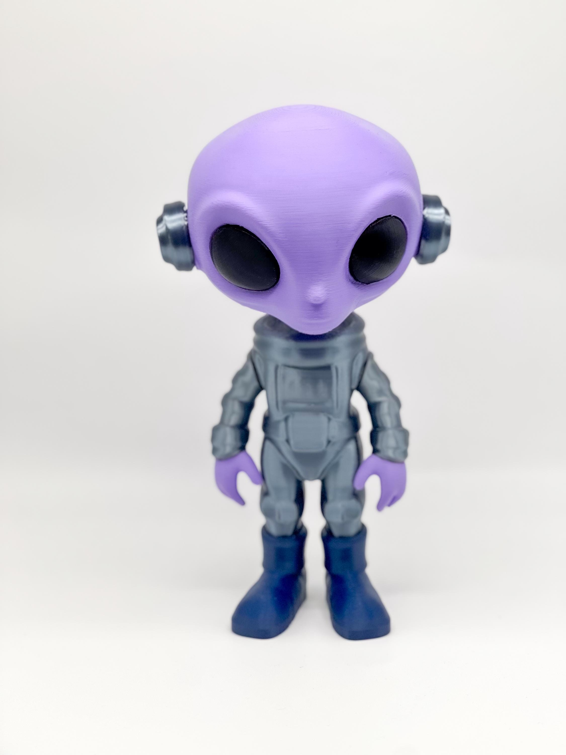 3D Printed Alien Action Figure: Sci-fi Art Toy, Posable Collectible - Etsy