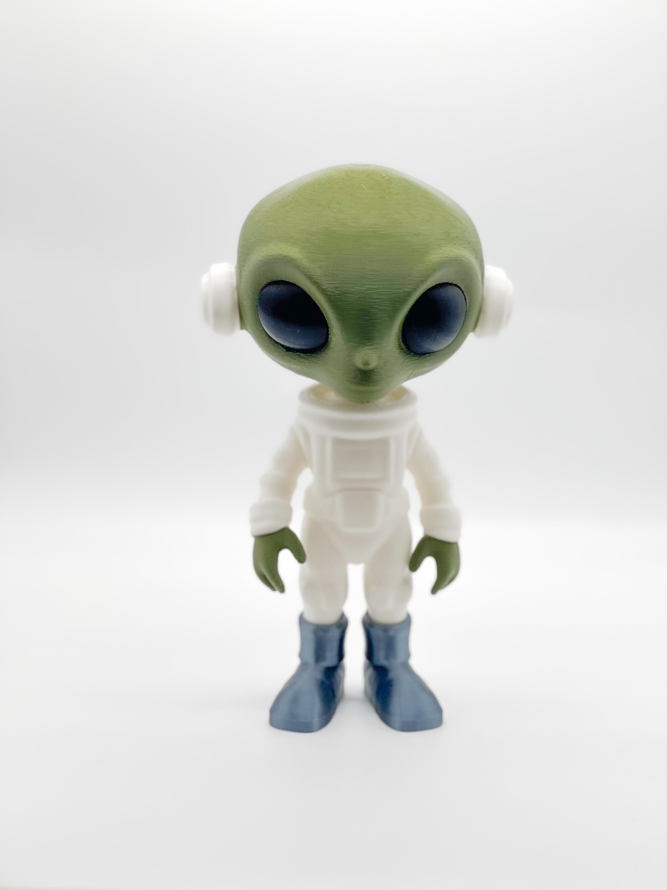 3D Printed Alien Action Figure: Sci-fi Art Toy, Posable Collectible - Etsy