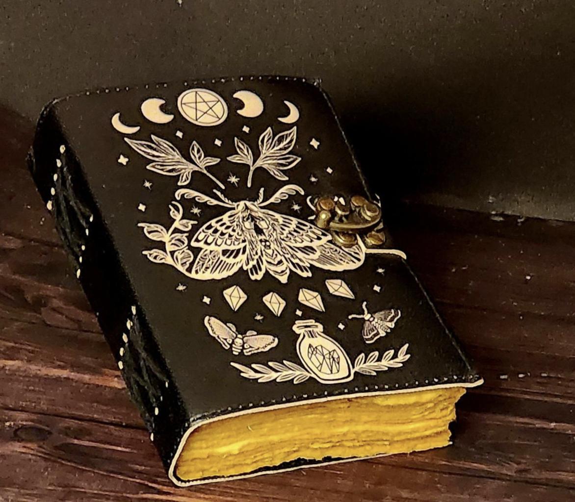 Blank Spell Book of Shadows Journal With Lock Vintage Handmade Leather ...