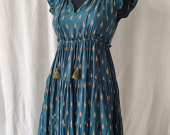 Robe d&#39;été étagée à imprimé block || Robes bohème chic pour femme || Robe d&#39;été confortable en coton || Imprimé floral main avec manches à volants