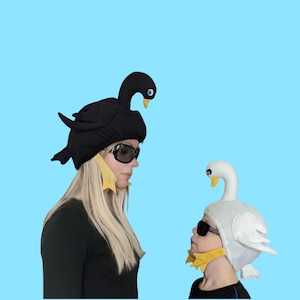 Black Swan Hat - Etsy display picture 3