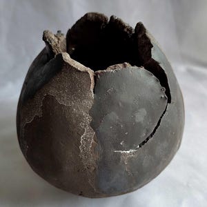 Emergence – Handcrafted Stoneware Ceramic Vase | Organic Minimalist Home Decor | Symbol of Renewal & Nature