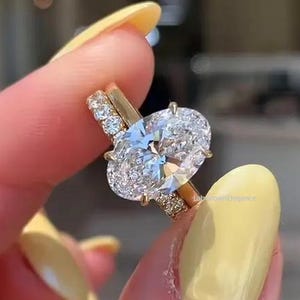 Oval Engagement Ring with Wedding Band, 1 to 3 CT Lab Grown Diamond Solitaire Engagement Ring, Wedding Bridal Set for Her, Rings for Women