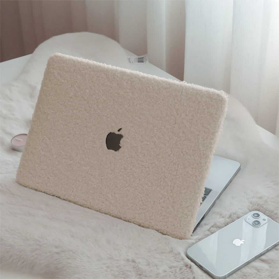 White Fluffy MacBook Pro Case/ MacBook Pro 14 15 16 Case/ MacBook Air