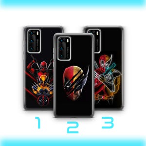 Puede incluir: Tres fundas para teléfono con diferentes diseños que presentan a los personajes de Marvel Deadpool y Wolverine. La primera funda muestra a Deadpool y Wolverine luchando. La segunda funda muestra un primer plano de la cara de Wolverine. La tercera funda muestra a Deadpool y Wolverine de pie uno al lado del otro.