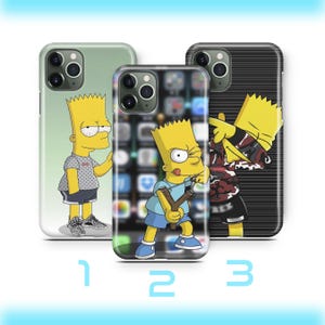 Może przedstawiać: Trzy etui na telefon z motywami Barta Simpsona. Jedno etui przedstawia Barta w szarej koszuli, drugie z Bartem trzymającym procę, a trzecie z Bartem w czerwono-czarnym stroju. Etui są ponumerowane 1, 2 i 3.