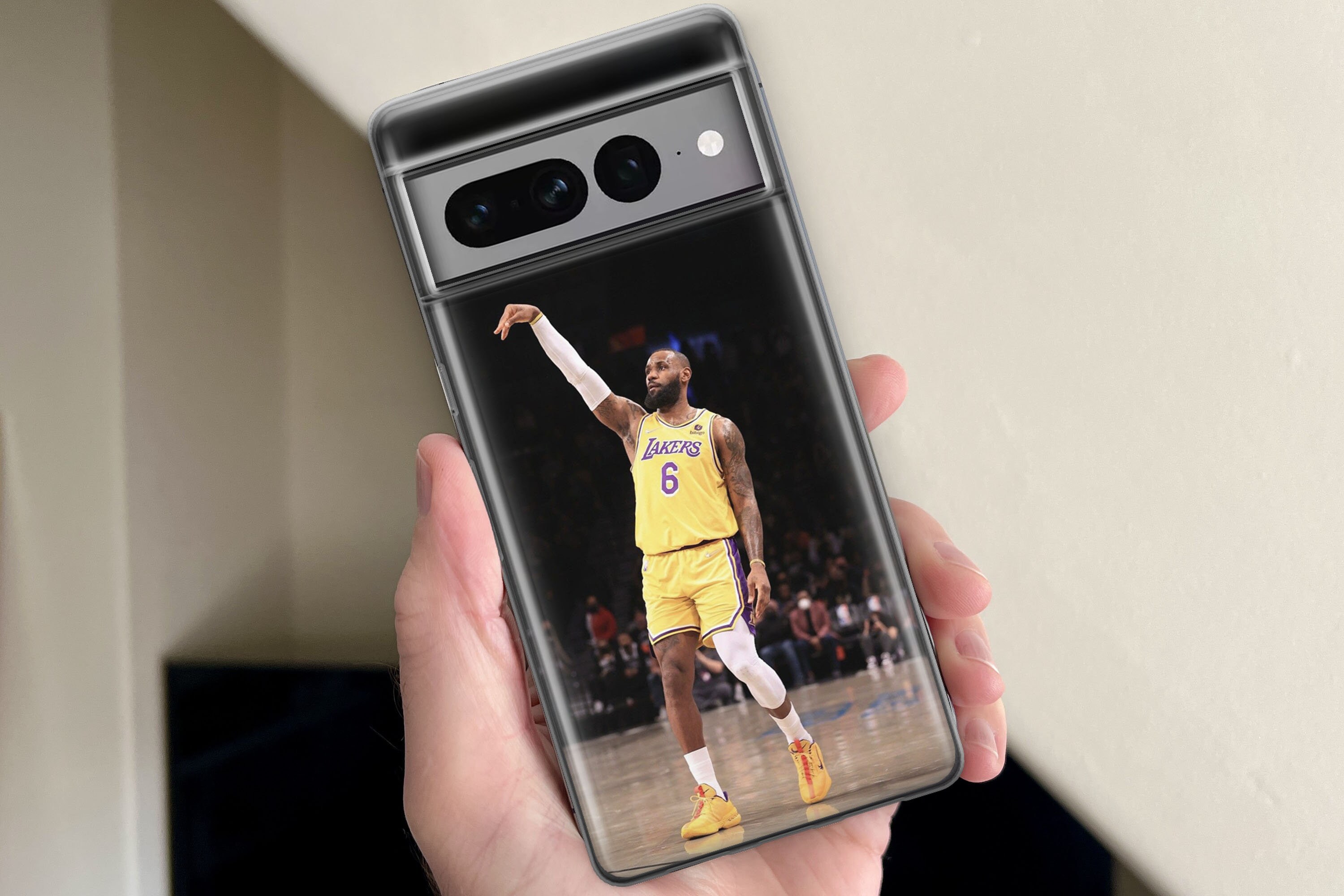 レブロン・ジェームズ 8 携帯ケースカバー Google Pixel 6 6A 7 7A 8