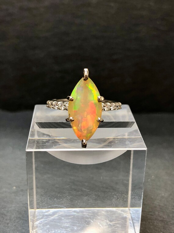 Vintage 14K Marquise Etheopian Opal Diamond Solit… - image 1