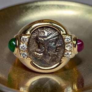 Estate 18K Yellow Gold Ancient Roman Coin Ruby & Emerald Cabochon Diamond Ring