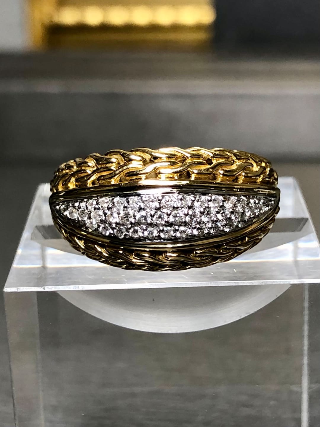 JOHN HARDY 18K Two Tone Chain Link Wide Diamond Cocktail
