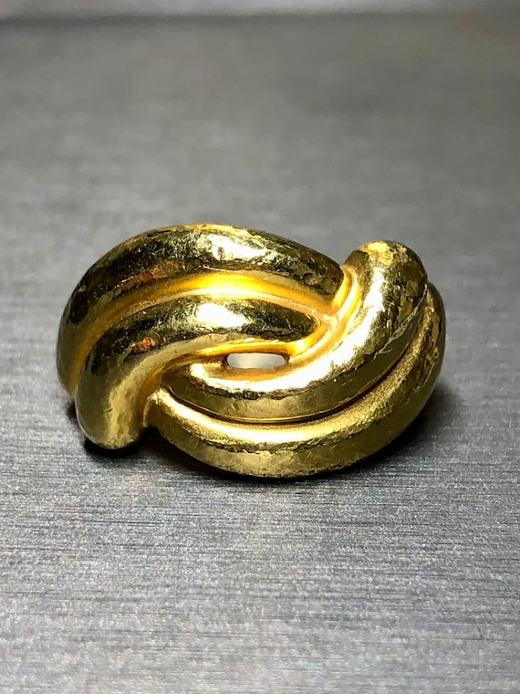 Vintage ZOLOTAS 22K Gold Hammered Finish Knot Cocktail Ring Sz