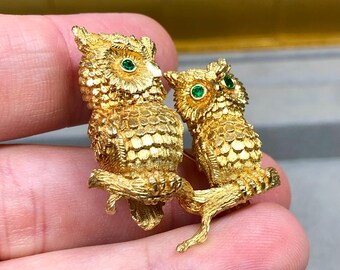 Vintage 18K Yellow Gold KURT WAYNE Emerald Double Owl Textured