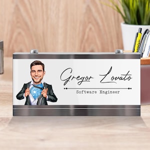 Gepersonaliseerde cartoon metalen bureaunaamplaatje: cadeau software-ingenieur