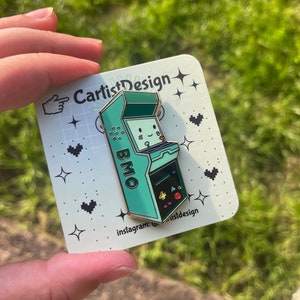 BMO machine || Arcade Bmo Pin || Adventure time hard enamel pin