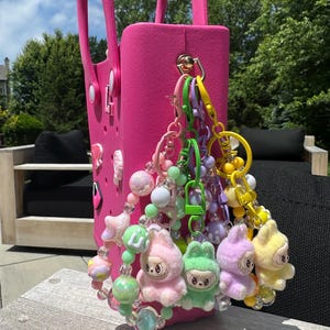 niedlicher Monster Taschenanhänger, Taschenanhänger, Taschenanhänger, anpassbarer Perlen Labubu Schlüsselanhänger