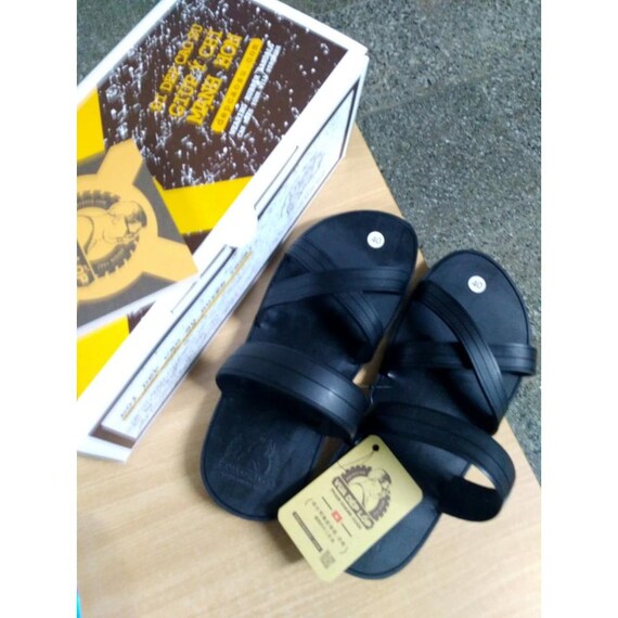 Flat tire sandals clearance