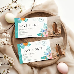 Gedruckte personalisierte Strand Bordkarte Sparen Sie das Datum perfekt für eine Hochzeit am Hochzeitsort Hochzeit am Strand QR-Code Paar Bild