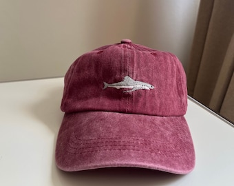 Shark Embroidered Cap – Adjustable Cotton Hat with Bold Ocean-Inspired Design for Casual & Outdoor Wear