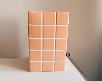 Peach Ceramic Vase and Planter with Grid Pattern – Modern Square Flower Pot for Home Decor and Plants