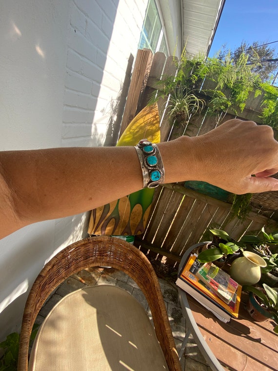 Vintage Zuni snake, turquoise cuff bracelet - image 5
