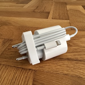 Kompaktowy organizer do kabli do użytku w podróży i w domu - system organizacji kabli