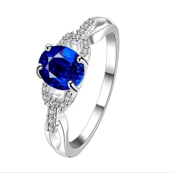 Bague sertie d'un pierre en Zircon Bleue et argent 925 Sterling