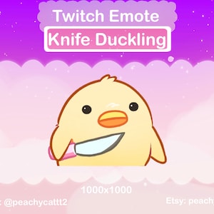 Può includere: Un piccolo anatroccolo giallo dei cartoni animati che tiene un coltello con manico rosa, con il testo "Twitch Emote Knife Duckling" sopra. L'immagine è su uno sfondo sfumato viola e rosa con nuvole bianche.
