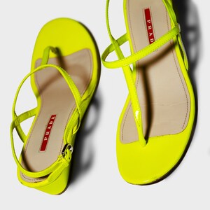 Neon green heels outlet